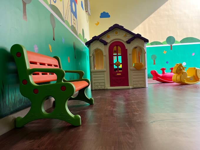 Beautiful building exterior of Kidzee Kasavanahalli preschool in Bangalore