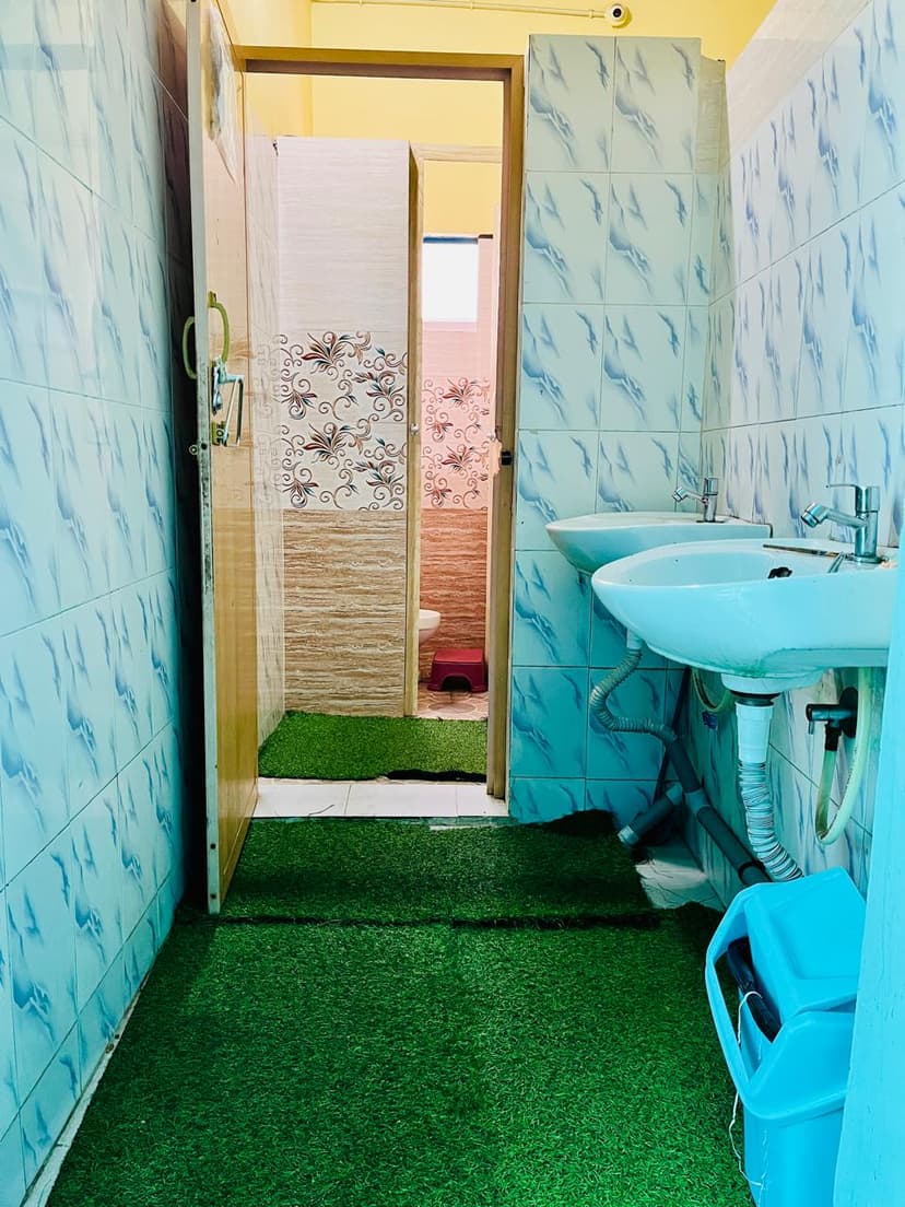 Clean, child-friendly washrooms at Kidzee Kasavanahalli with proper hygiene facilities